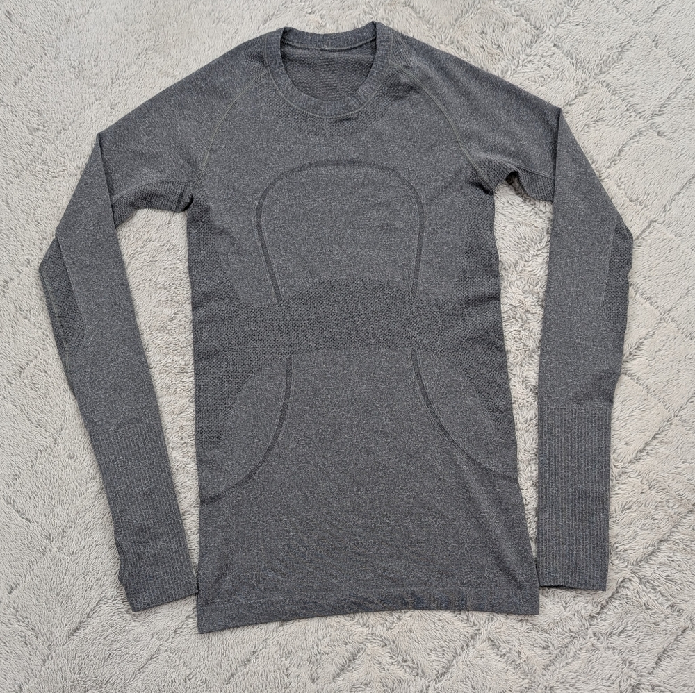 Lululemon Shirt Womens 4 Gray Heather Swiftly Tech Long Sleeve 2.0 Hip Length